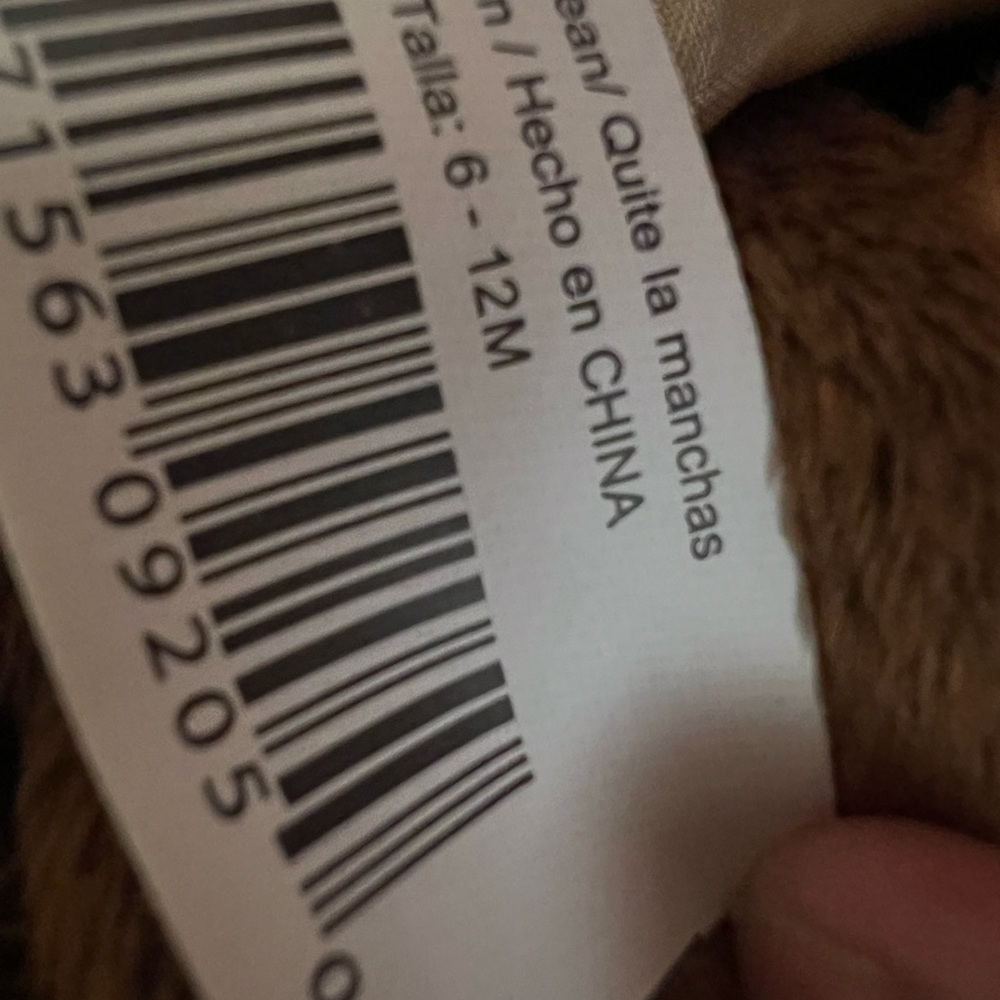 Charming Lion Costume for Kids - Picture 2 of 11